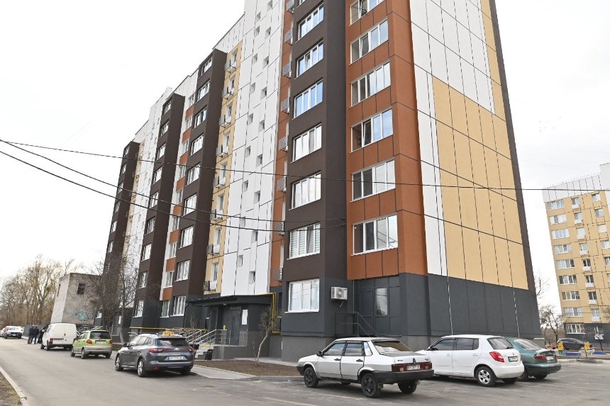 У Бородянці на Київщині відновили дві багатоповерхівки