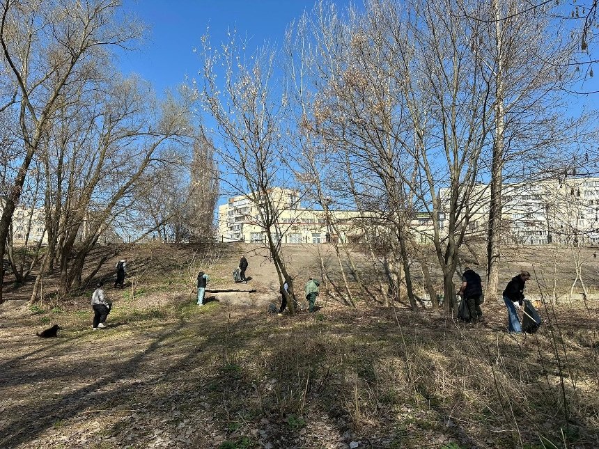 Весняне прибирання Києва