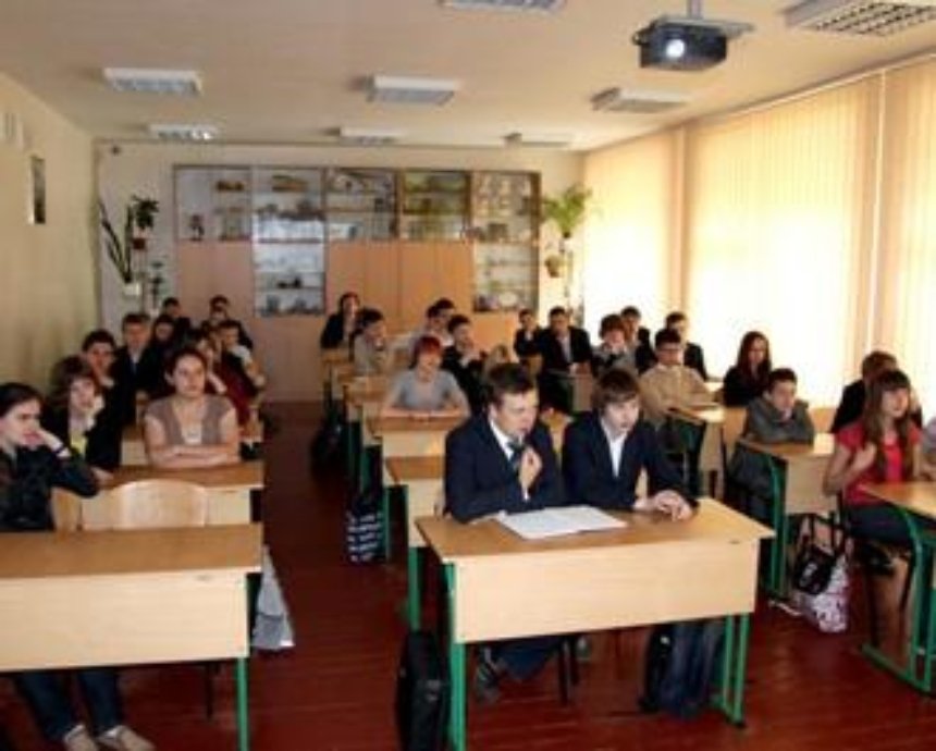 В Киеве создадут дополнительно 1200 мест в детсадах и школах