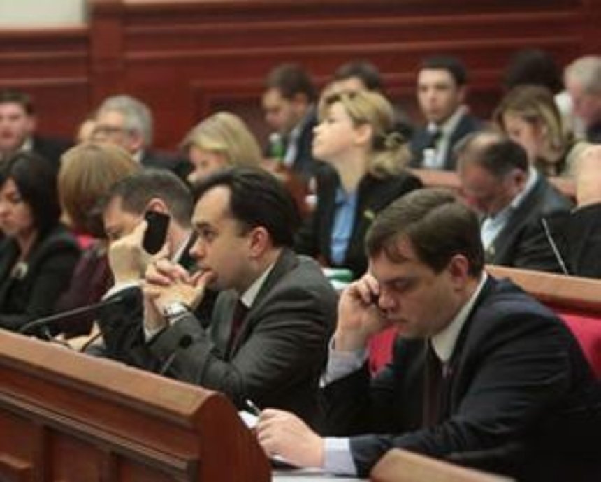 Депутаты Киеврады решили сносить скандальные стройки