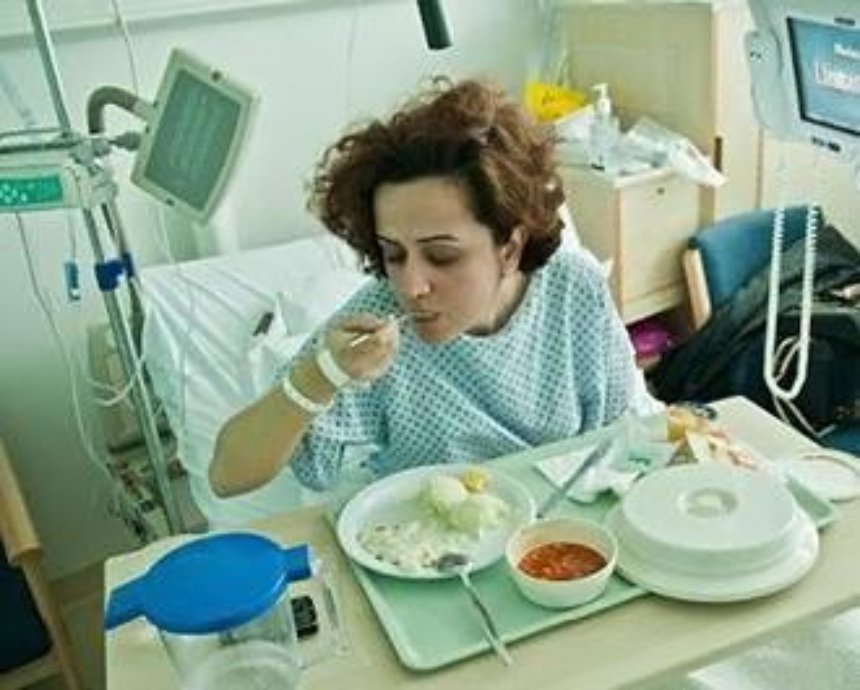 Киевским больницам добавят денег на обеды и лекарства
