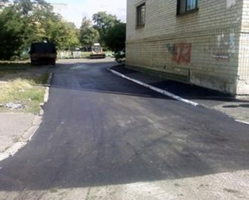Большая часть денег на ремонт дорог в Киеве пойдет во дворы