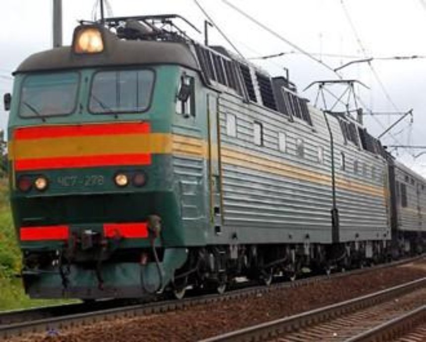 В Киеве во время ЧП на поезде погиб 16-летний школьник
