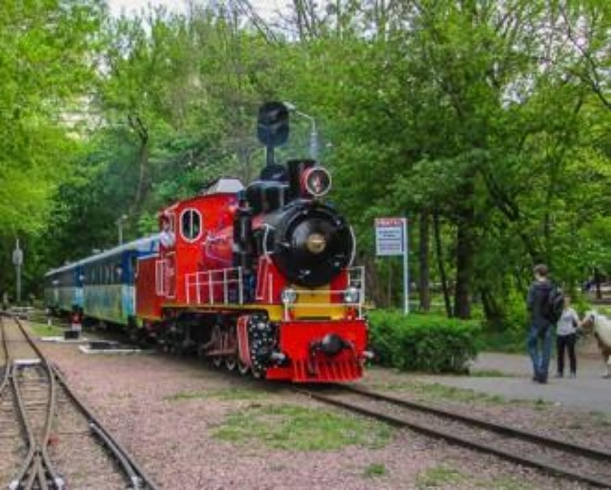 В Киеве открывается сезон на детской железной дороге