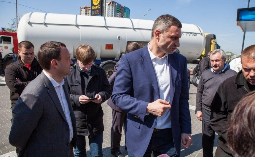 Віталій Кличко пообіцяв демонтувати всі незаконні газові заправки в столиці