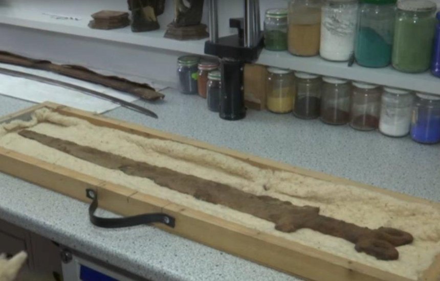 В Киев привезли бесценный скифский меч возрастом 2500 лет