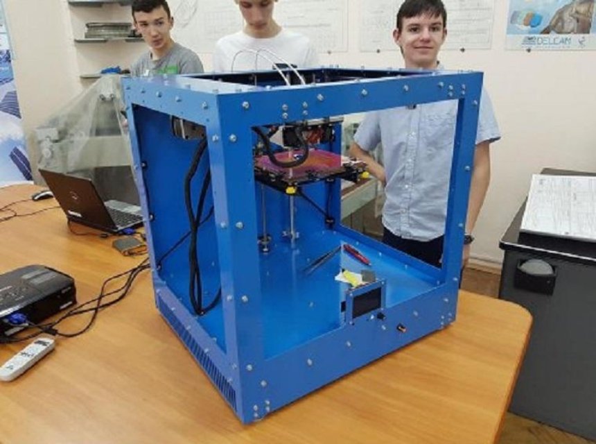 Ученики столичной школы собрали 3D-принтер
