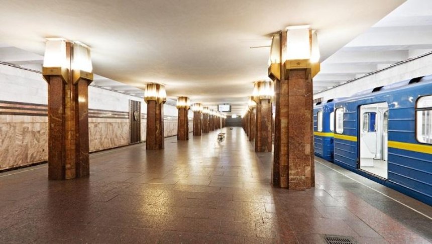 На станции метро «Героев Днепра» закроют один вестибюль