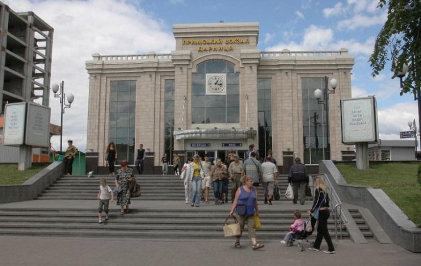 Жінка народила дитину на вокзалі «Дарниця»