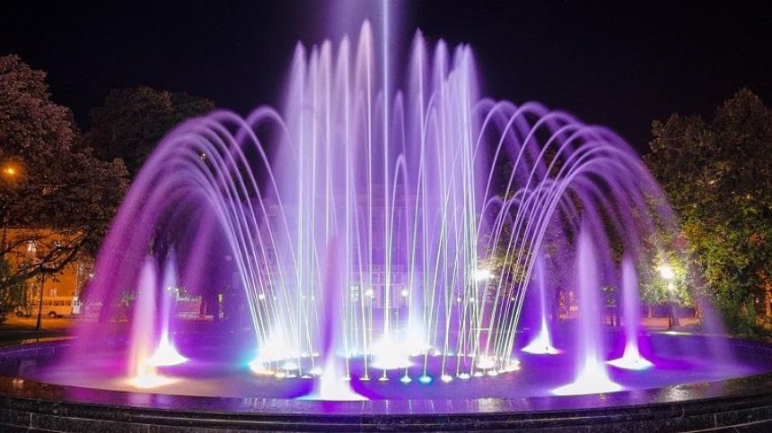 Жители Оболони могут выбрать музыку для нового фонтана 