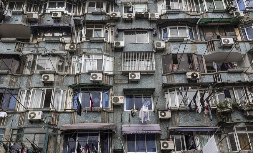 В Киеве планируют запретить царь-балконы и кондиционеры на фасадах архитектурных памятников