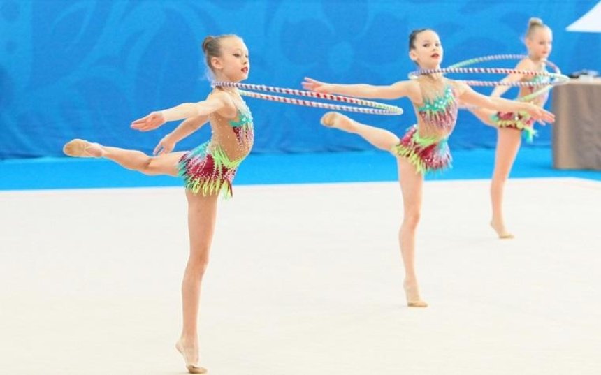 В Киеве мошенница обманула родителей детей-гимнастов