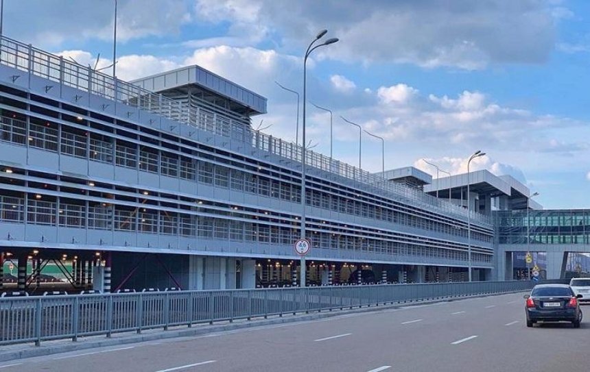 Аэропорт «Борисполь» начал тестирование многоуровневой парковки 