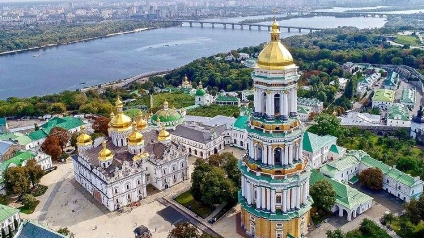 Все священники Киево-Печерской лавры заболели коронавирусом, — СМИ