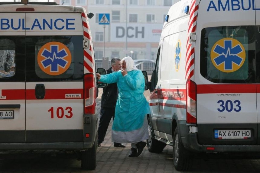 Почти 800 украинских медиков заразились коронавирусом, — глава МОЗ Степанов