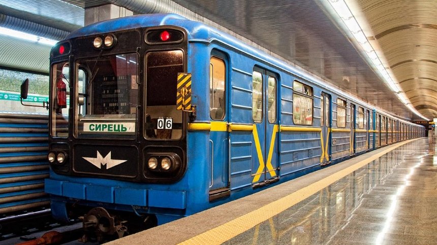 Локдаун в Киеве: метро меняет график движения поездов