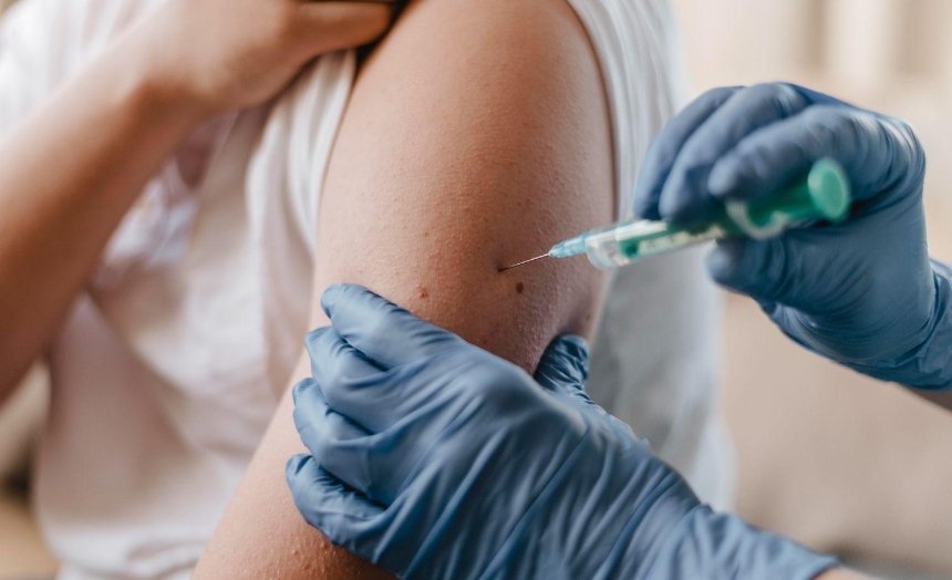 В Украине начинается вакцинация китайским препаратом CoronaVac 