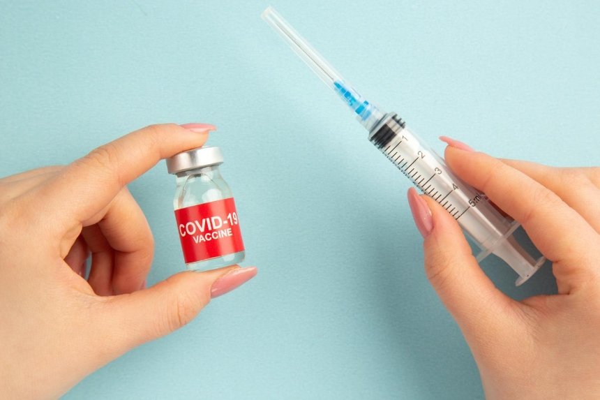Украина получит вакцину AstraZeneca корейского производства: она взаимозаменяема с индийской
