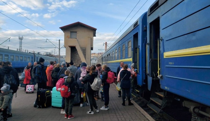 "Укрзалізниця" відновлює залізничне сполучення з деблокованим Черніговом