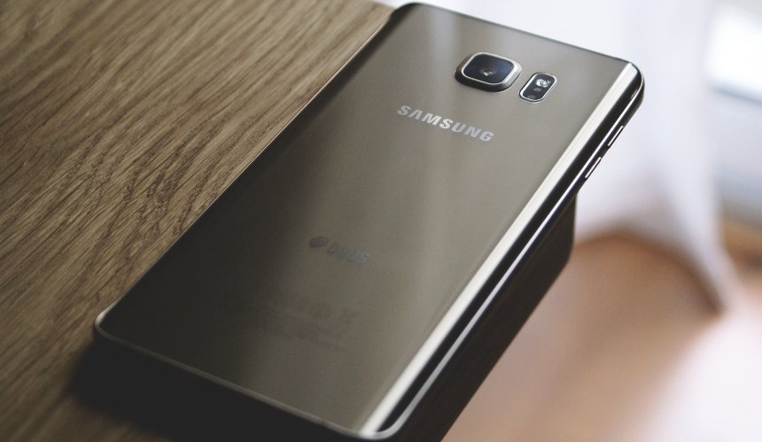 Samsung буде безкоштовно возити на ремонт гаджети клієнтів з України