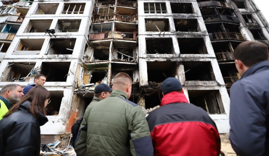 Скільки житлових будинків у Києві зазнали критичних пошкоджень та руйнувань