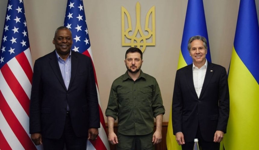 Анонсували нову допомогу: Держсекретар США та голова Пентагону приїхали до Києва