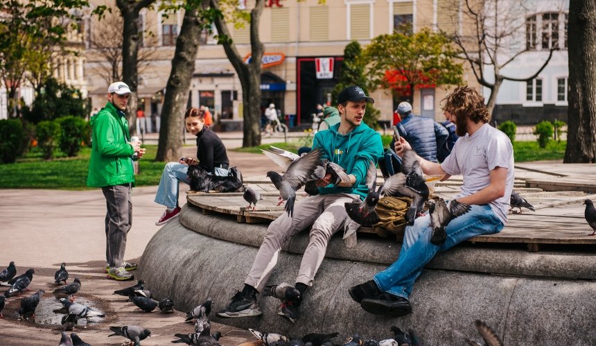 Як Київ повертається до життя: фото