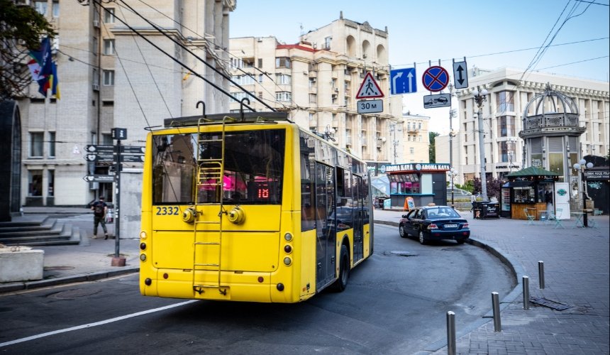 Кличко відхилив петиції про скасування зупинки транспорту під час тривог