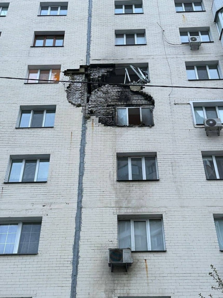Уламки ракети потрапили в будинок у місті Українка на Київщині