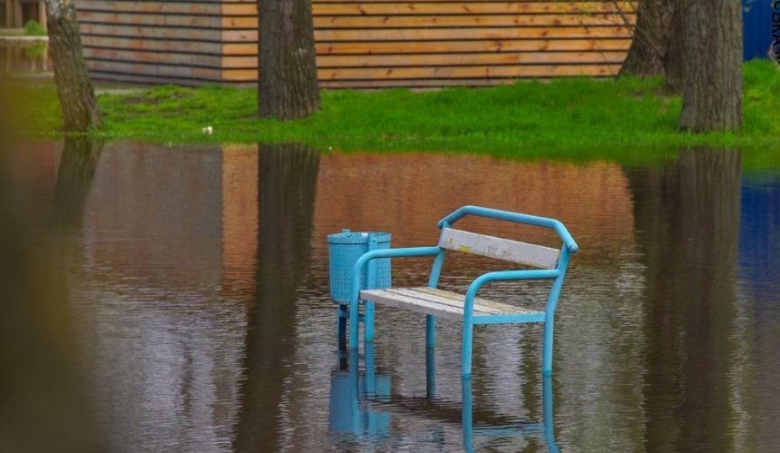 Рівень води в Києві піднявся: яка ситуація з паводком сьогодні
