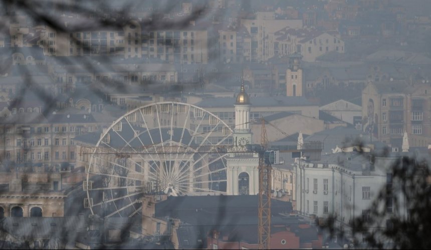 У Києві досі забруднене повіртря через пил із Сахари: рекомендації для мешканціів столиці