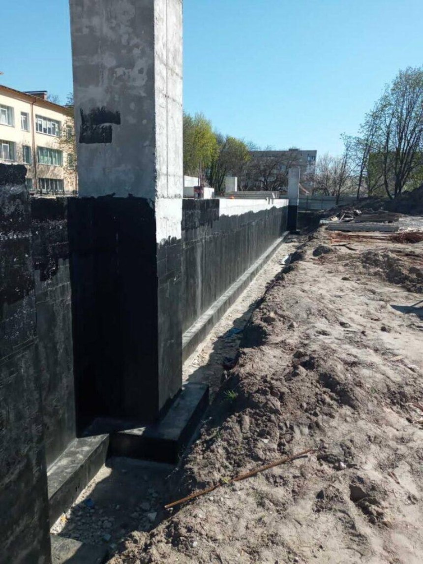 У Борисполі триває будівництво протирадіаційного укриття для ліцею “Патріот”