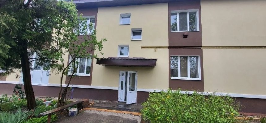 На Київщині відновили будинок, який зруйнував російський снаряд: фото