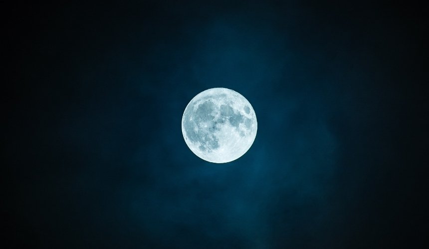 Місячний календар на квітень: перелік сприятливих і несприятливих днів