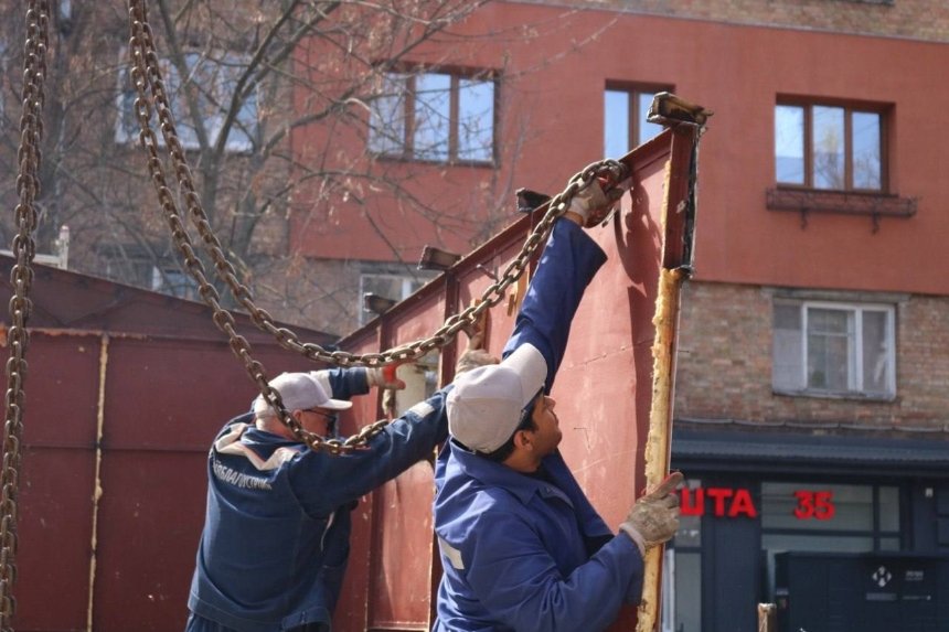 У Солом'янському районі прибрали незаконні МАФи