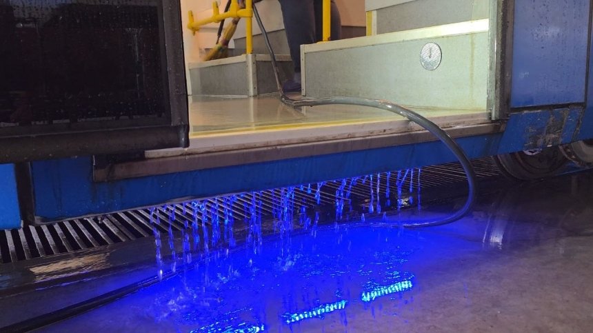 Як у "Київпастрансі" щодня готують трамваї до виходу на маршрути