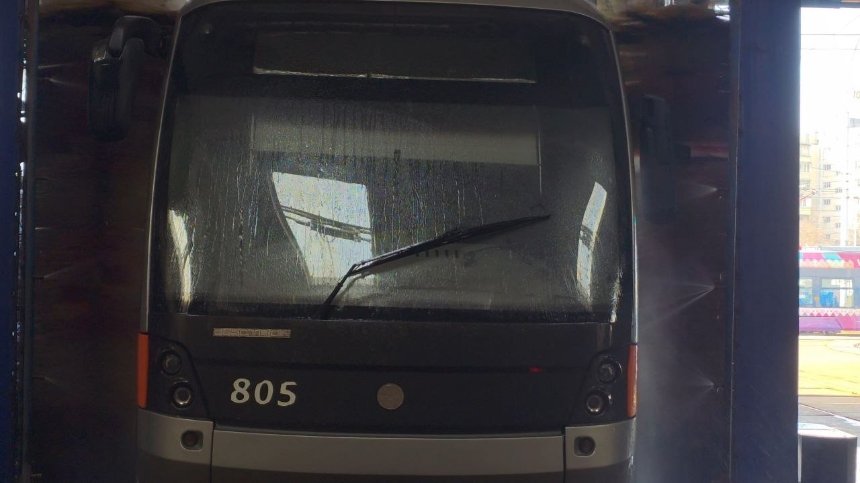 Як у "Київпастрансі" щодня готують трамваї до виходу на маршрути