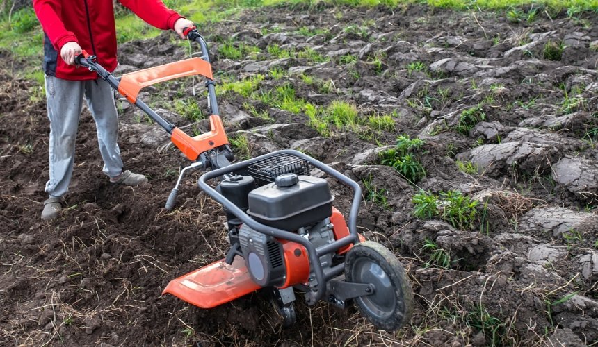 Купити мотоблок без помилок: як вибрати техніку під свої задачі