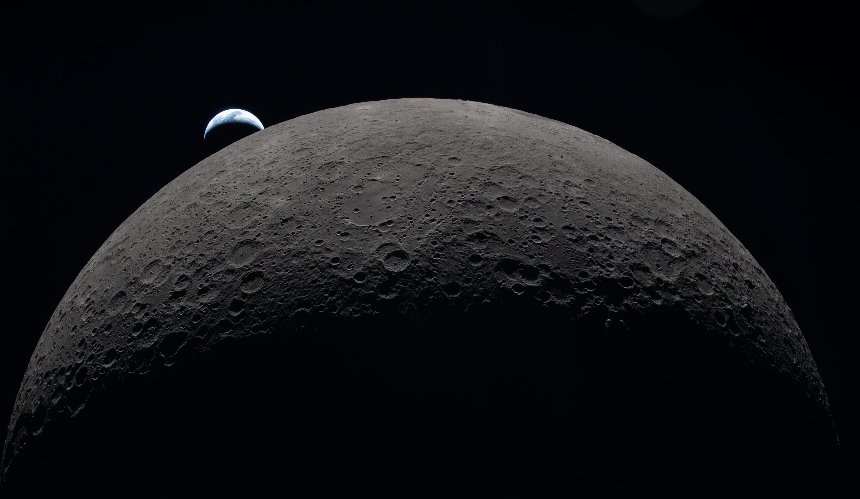 Місія Artemis II зафіксувала сонячне затемнення та падіння метеоритів на Місяць: фото