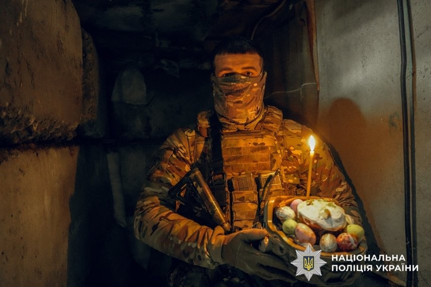 Як захисники зустрічають Великдень на передовій Як захисники зустрічають Великдень на передовій