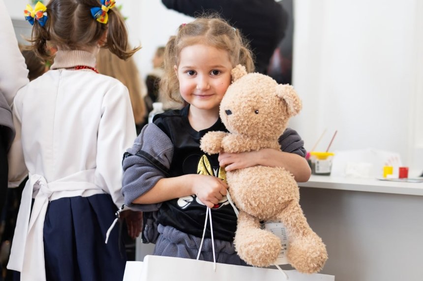 Зеленський привітав із Великоднем дітей загиблих захисників