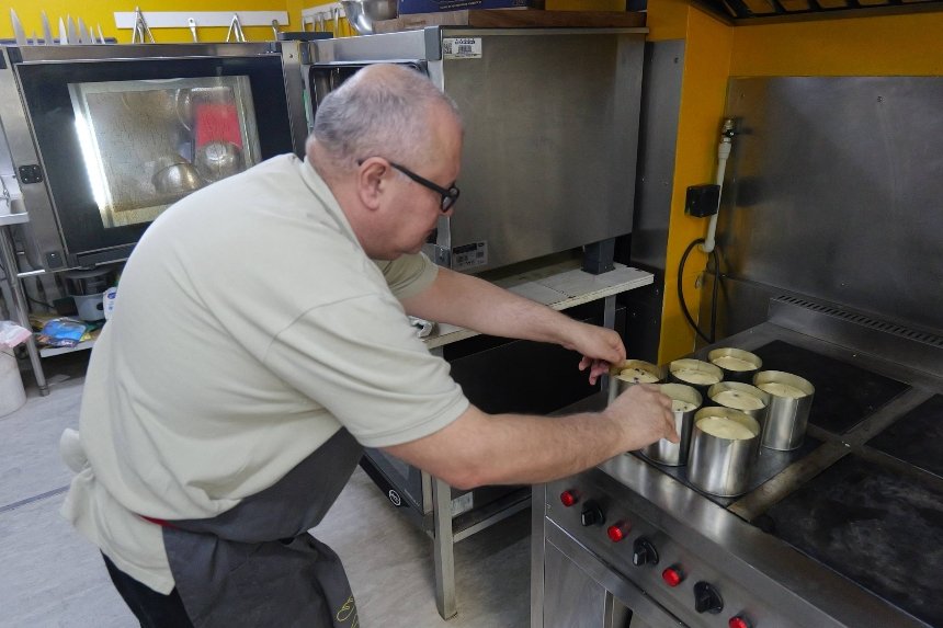 Як українські полярники відзначили свято в Антарктиці