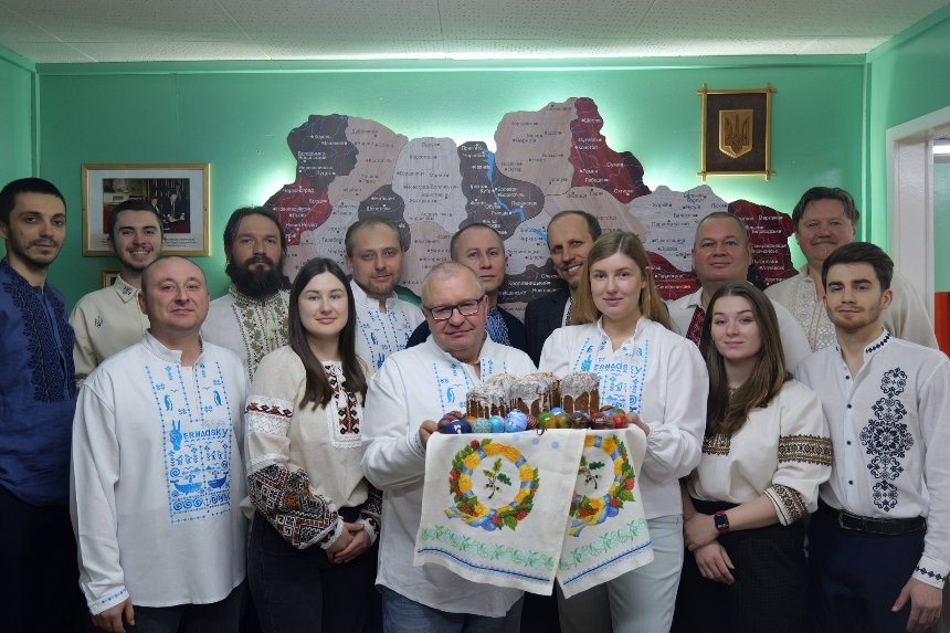 Як українські полярники відзначили свято в Антарктиці