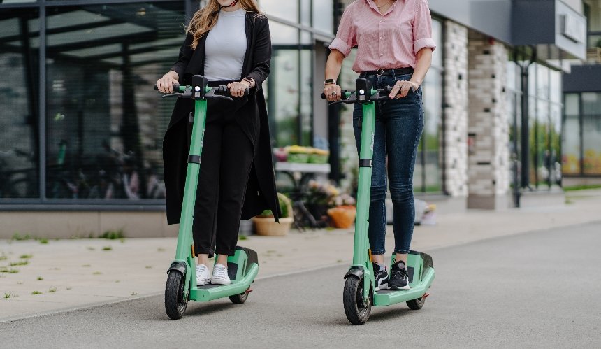 Bolt запустив систему оцінювання водіїв самокатів: як це працює