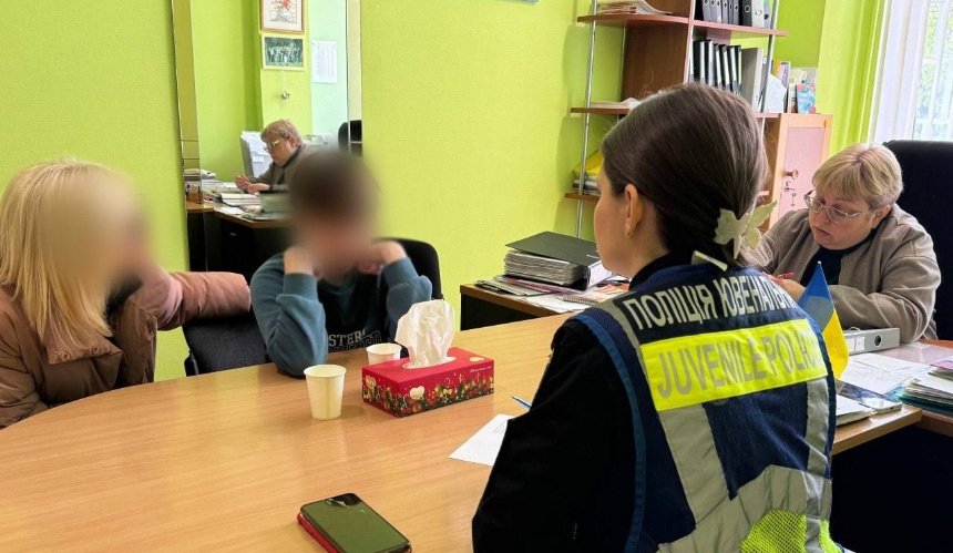 Невдалий жарт: школярі в TikTok заявляли про напад на столичний ліцей