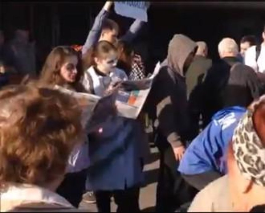 В Киеве жители Оболони подрались из-за газеты "Вести"