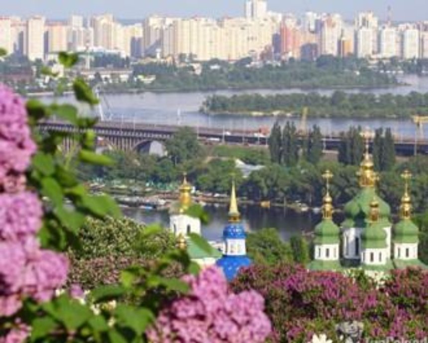 Во вторник в Киеве потеплеет до +23