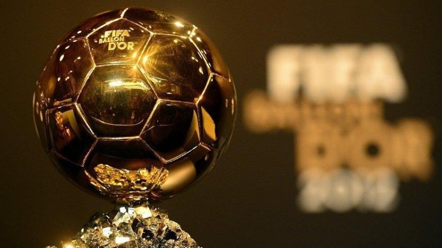 Киевляне смогут впервые увидеть престижную футбольную награду 