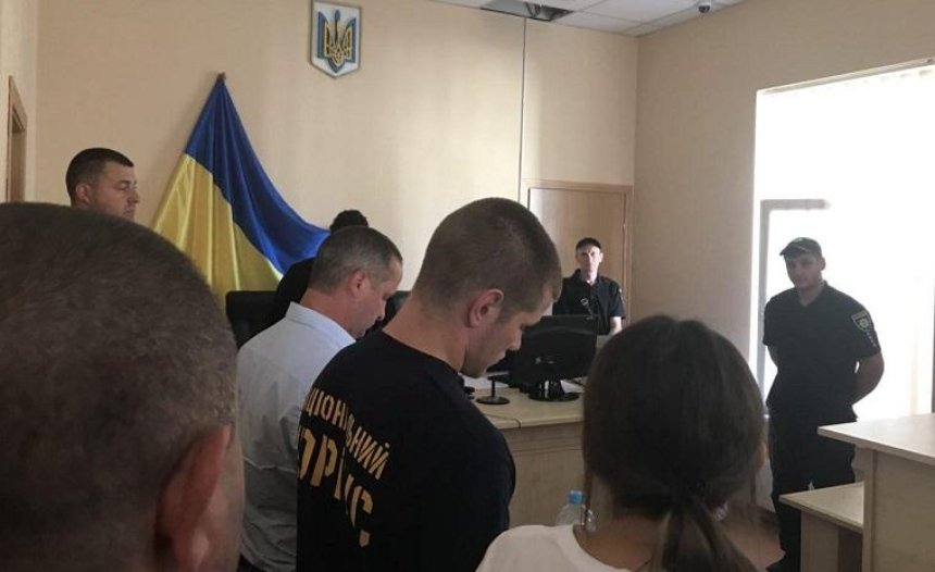 Суд отправил под домашний арест главу киевского «Нацкорпуса» (фото)