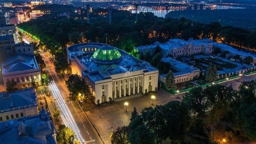 Правительственный квартал в Киеве остался без воды